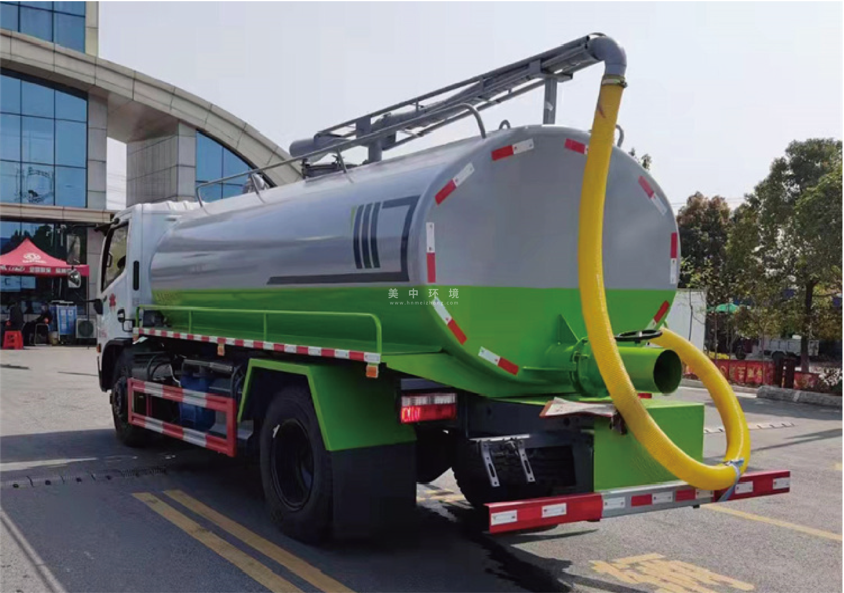 環(huán)衛(wèi)吸糞車文化.png