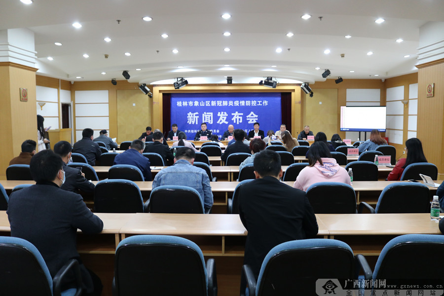 手机边充边玩起火炸伤用户，充电安全警钟再度敲响